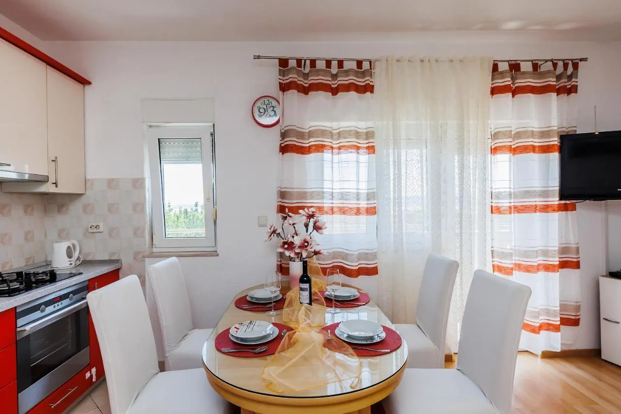 Apartment Apartman Marija Kastela Croatia