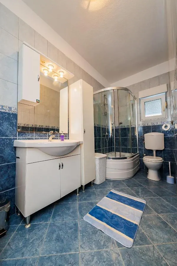 Apartman Marija Kaštela 0*,