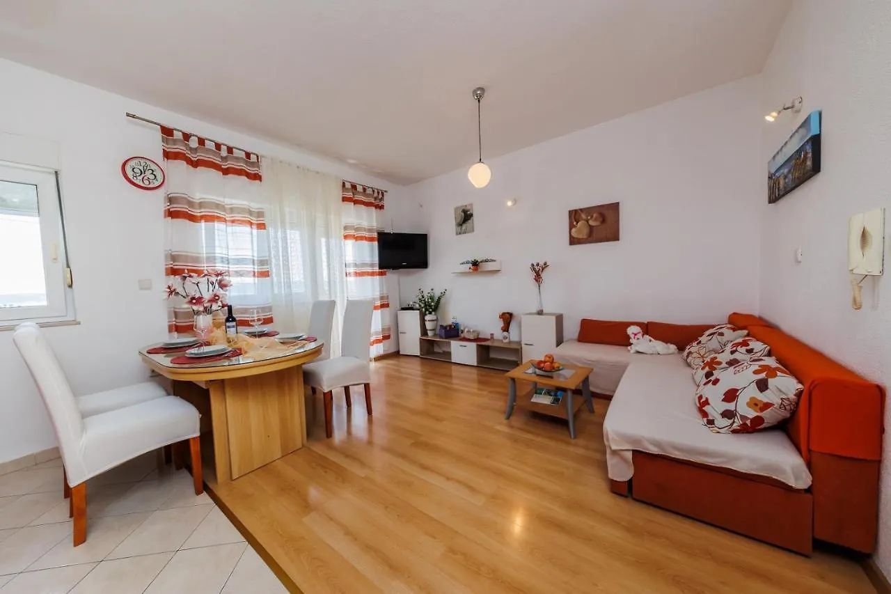 Apartman Marija Kastela Apartment