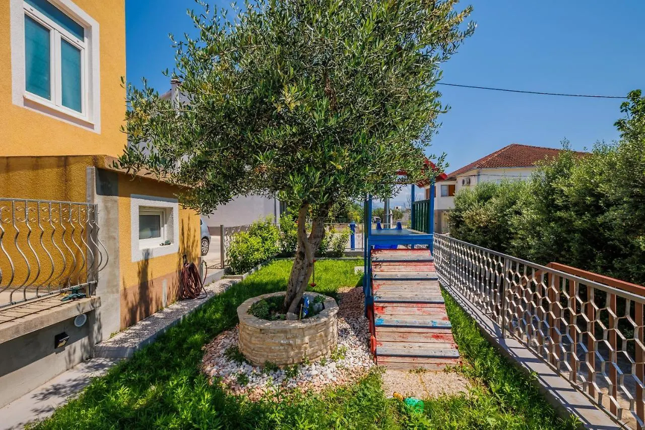 Apartment Apartman Marija Kastela